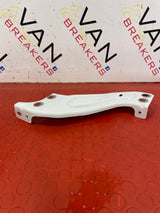 Citroen Berlingo/ Peugeot Partner PASSENGER SIDE UNDER HEADLIGHT BRACKET (WHITE) 2008-2018 P/N 02G