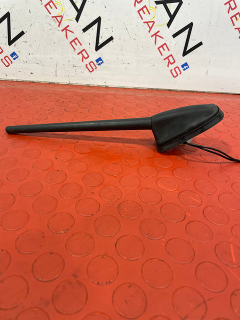 Citroen Berlingo/Peugeot Partner RADIO ANTENNA 2008-2018  P/N 9810360380