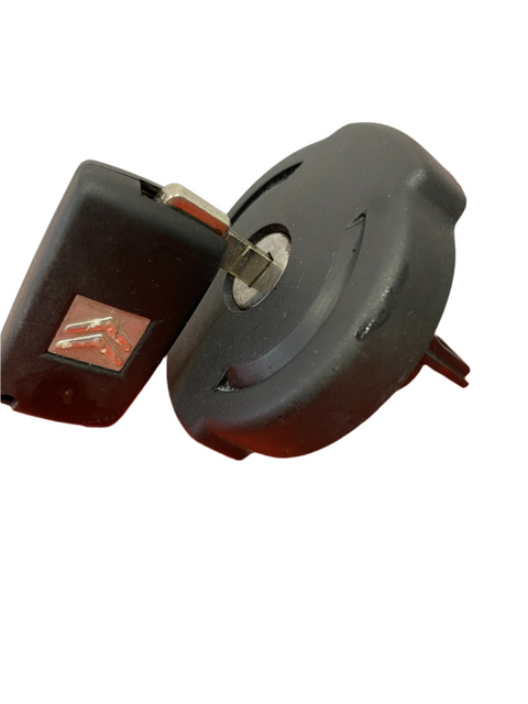 Citroen Berlingo/Peugeot Partner LOCKING FUEL CAP AND KEY  2008-2018  P/N 1508H7