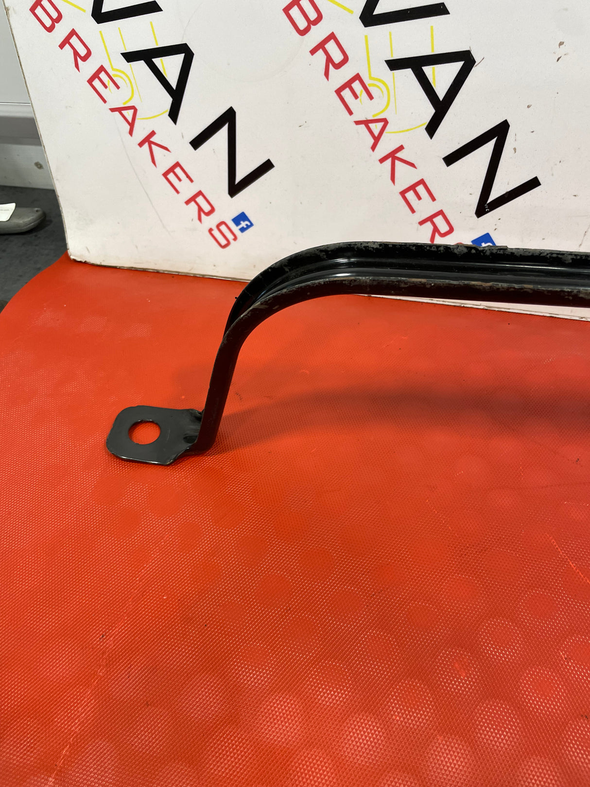 Peugeot Expert/Citroen Dispatch  FUEL TANK STRAP 2017-2024 P/N 9813784180