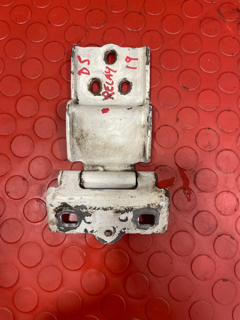 Citroen Relay/Peugeot Boxer REAR DOOR HINGE BOTTOM (white) 2015-2019 P/N A048903