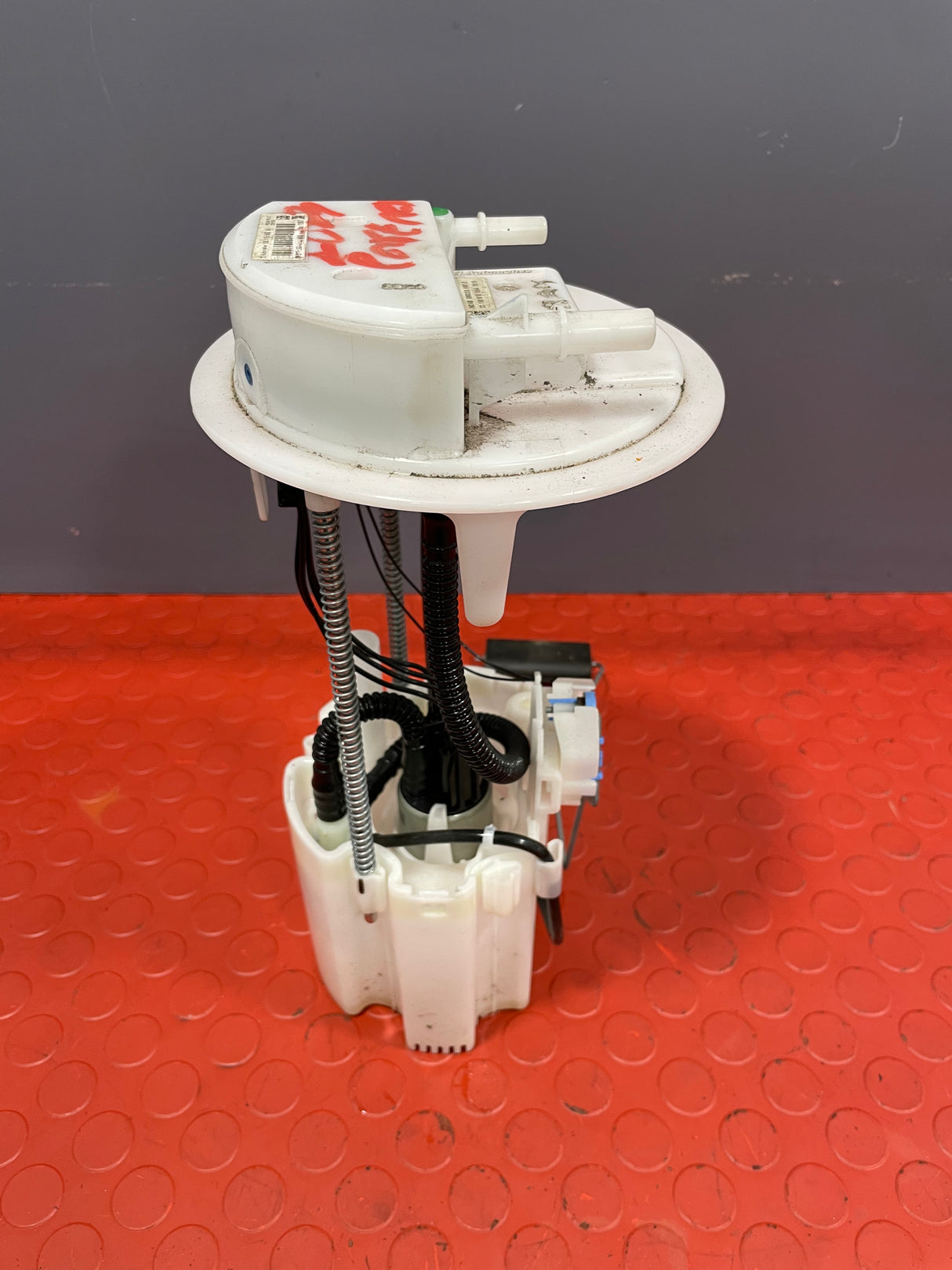 Citroen Berlingo/Peugeot Partner/Vauxhall Combo/Toyota Proace City 1.5 FUEL TANK SENDER UNIT 2019-2024 P/N 9809359380 / 100115562AI