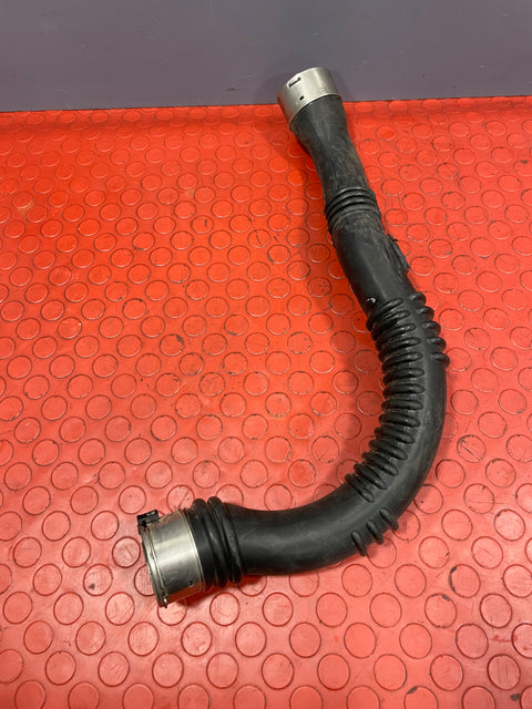 Vauxhall Vivaro/Renault Trafic/Nissan NV300 TURBO BOOST PIPE/TURBO INTERCOOLER PIPE 1.6 2014-2019 P/N 144606126R