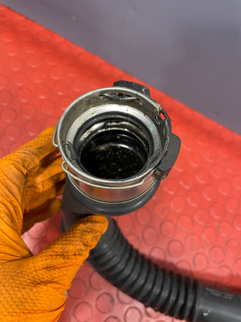 Vauxhall Vivaro/Renault Trafic/Nissan NV300 TURBO BOOST PIPE/TURBO INTERCOOLER PIPE 1.6 2014-2019 P/N 144606126R