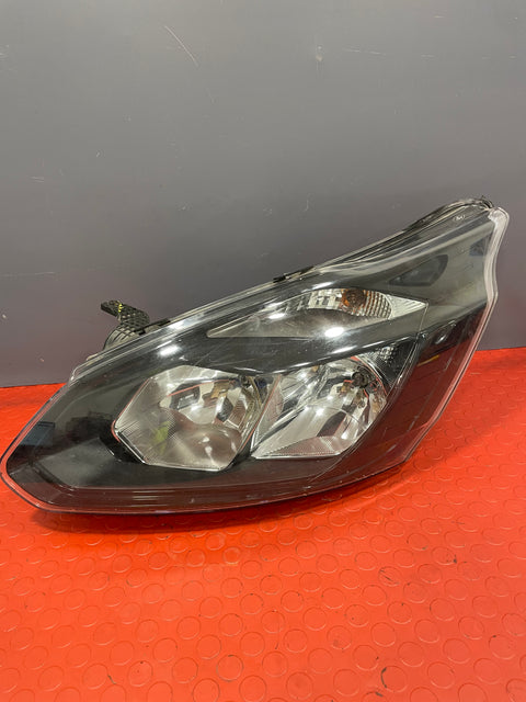 Ford Transit Custom HEADLIGHT LH PASSENGER SIDE BLACK INTERIOR (DAMAGED MOUNTING POINT) 2013-2018 P/N BK2113W030AJ