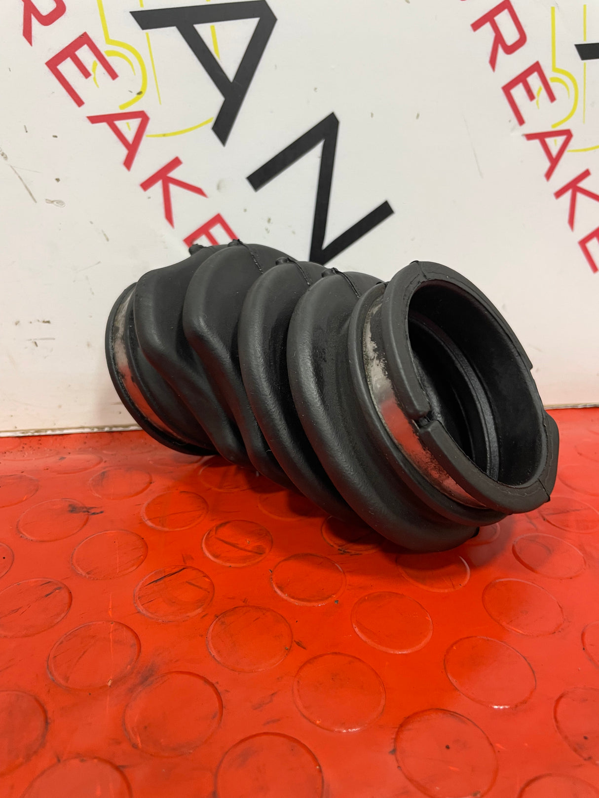 Ford Transit Connect  AIR INTAKE TURBO PIPE 2013-2018 1.5L    P/N AV619C623 cc