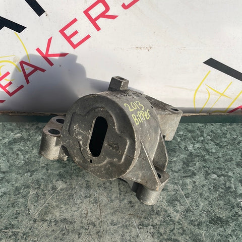 Peugeot Bipper/Citroen Nemo ENGINE MOUNT 2013 P/N 071A236